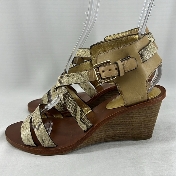 ๐2/$25 ๐ Coach Prue Snake Embossed Leather Sandals Gold Tan Wedge Heel - Picture 4 of 12